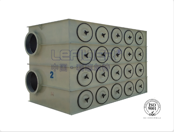 Self-cleaning air filter for coal chemical industry