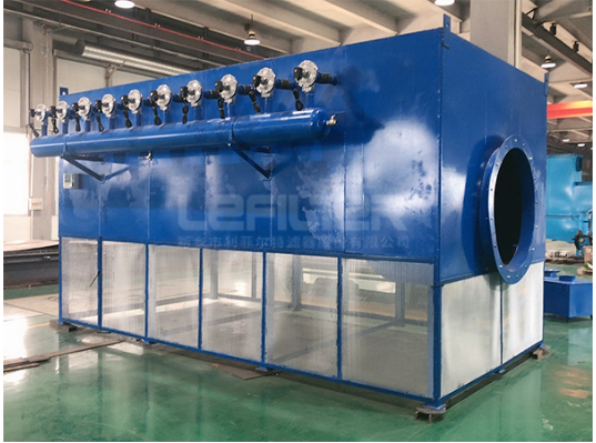 Large capacity gas turbine self-cleaning air filter